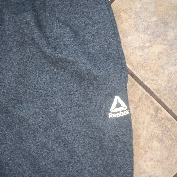 Trendy Mens 2XL gray REEBOK tapered ankle joggers XXL - Picture 6 of 6